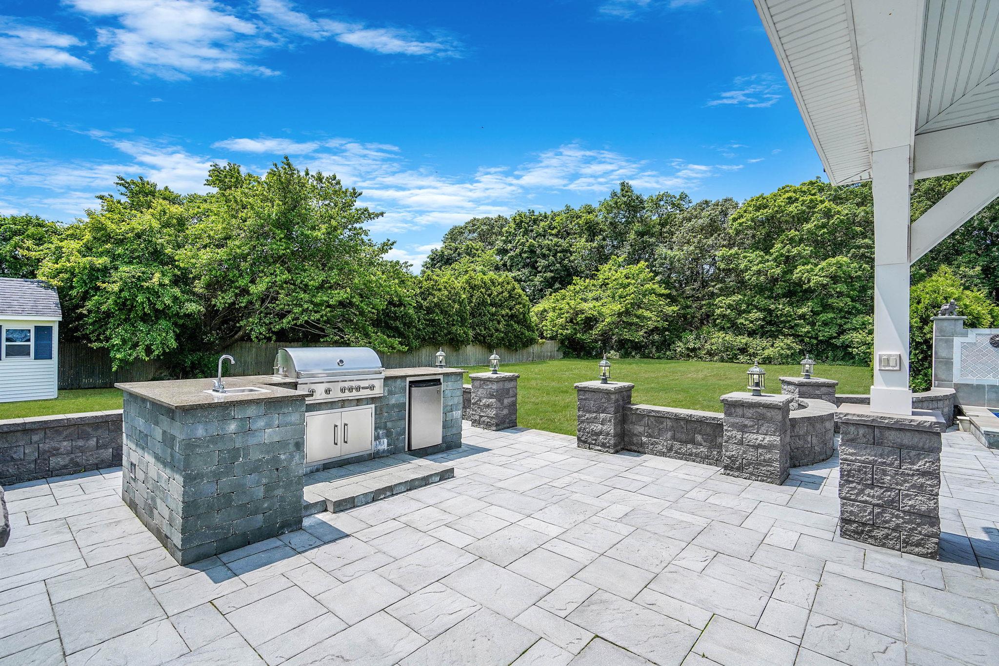 32 Casey Lane, Mount Sinai, New York image 39