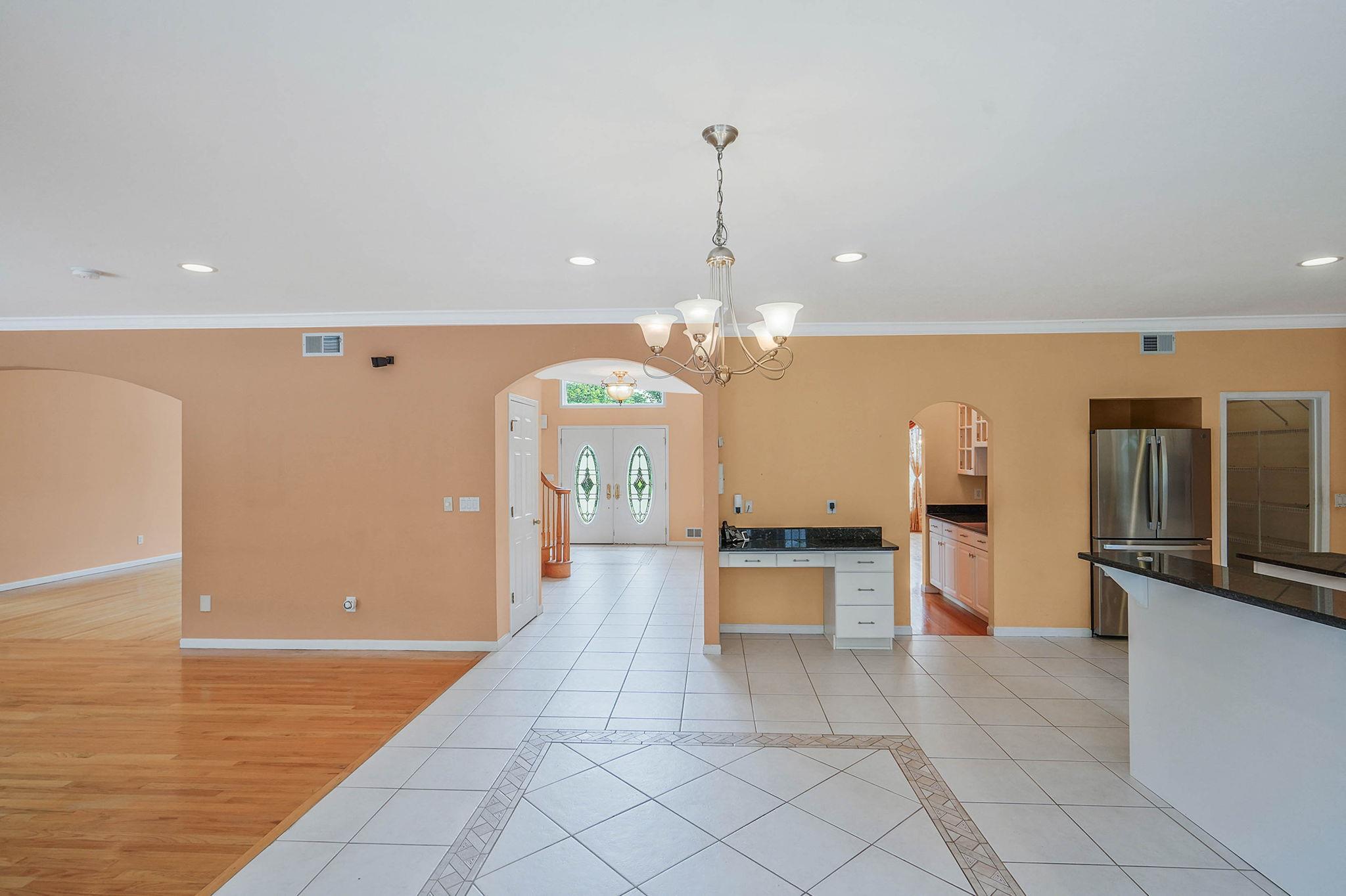 32 Casey Lane, Mount Sinai, New York image 12