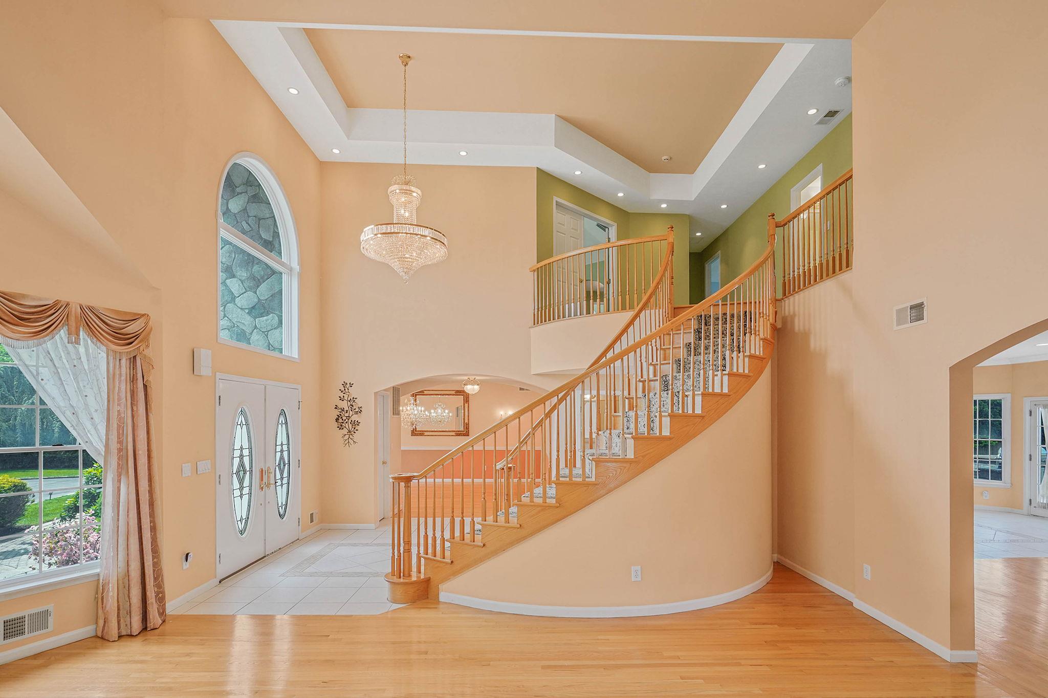 32 Casey Lane, Mount Sinai, New York image 6