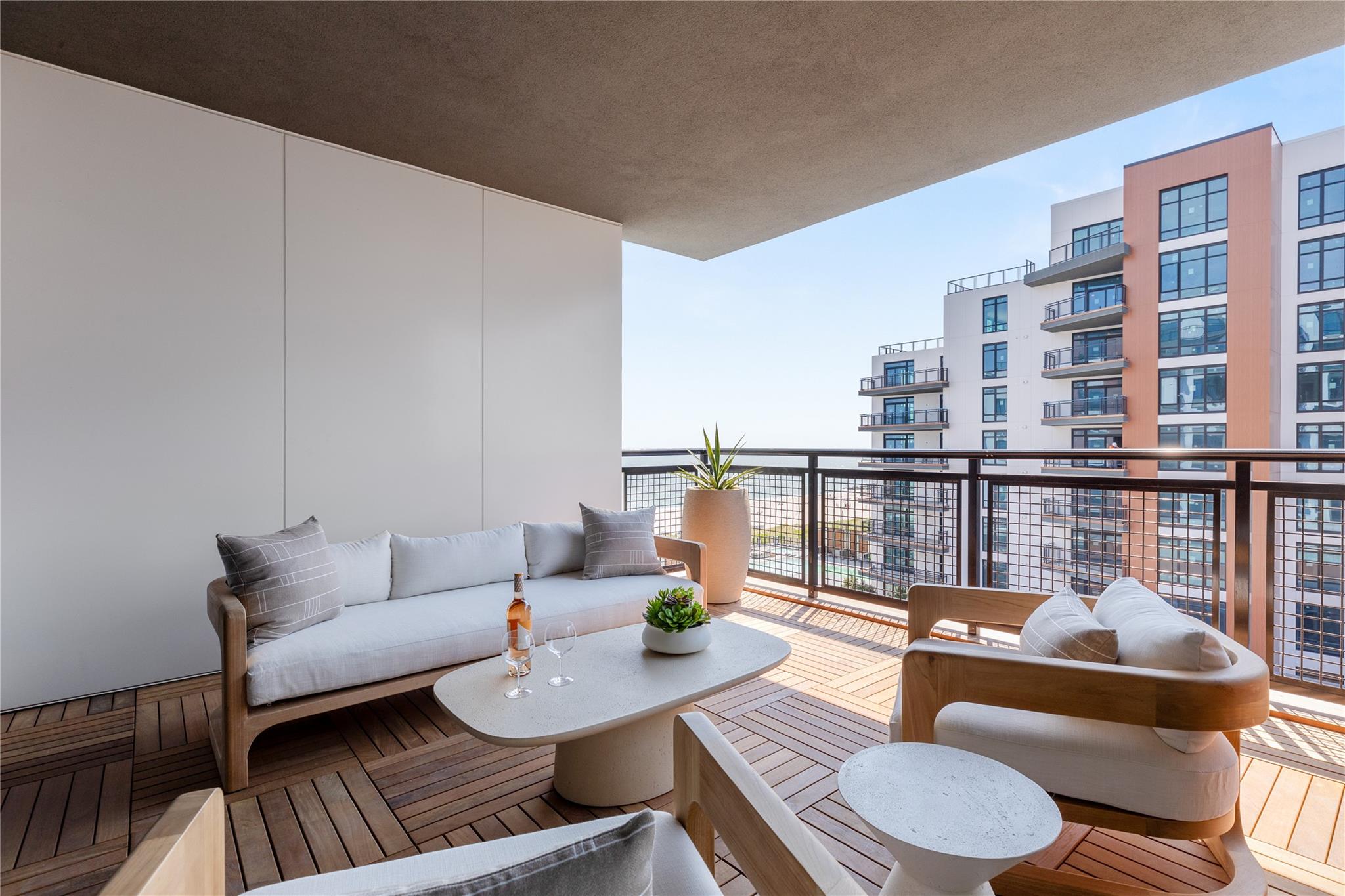 140 Boardwalk Drive #511 B, Long Beach, New York image 17
