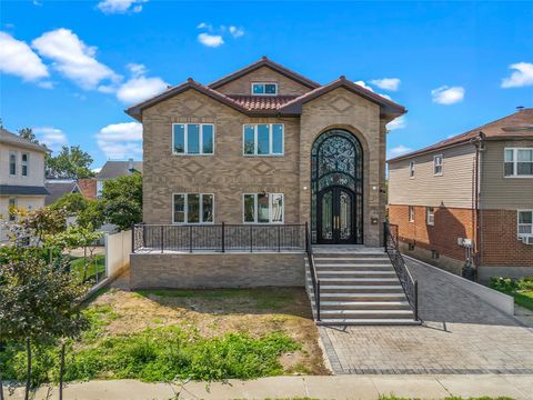 20222 45th Drive Bayside NY 11361