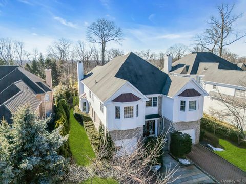 58 Stone Hill Drive S Manhasset NY 11030