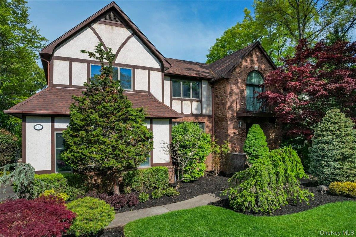11 Bartlett Road