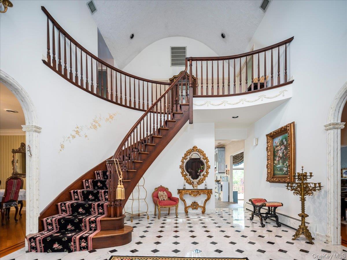 11 Bartlett Road