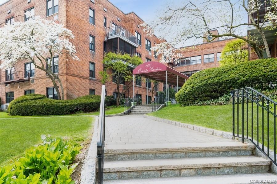 1015 Old Post Road 3N