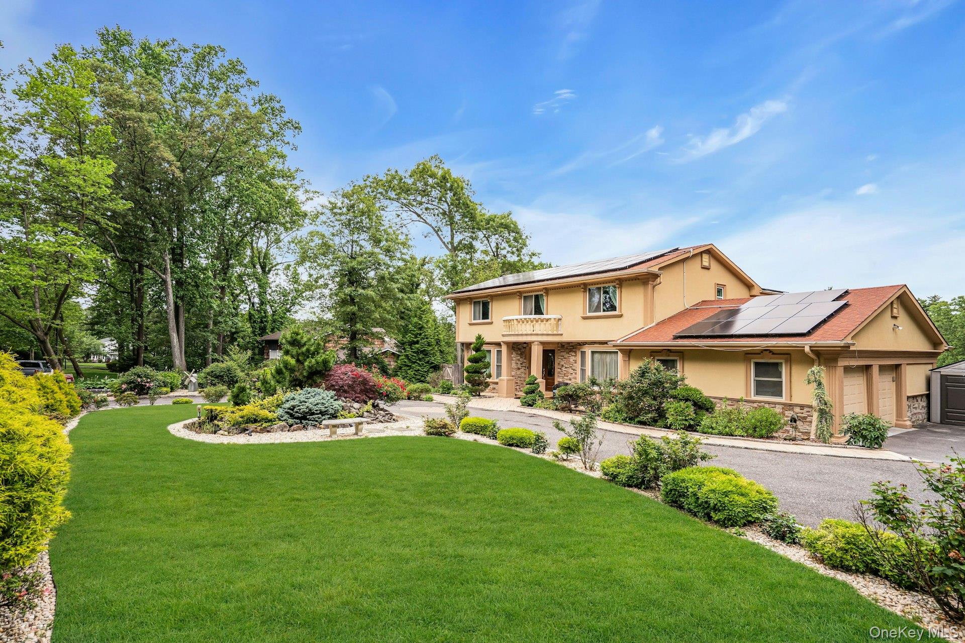 41 Hearthstone Drive