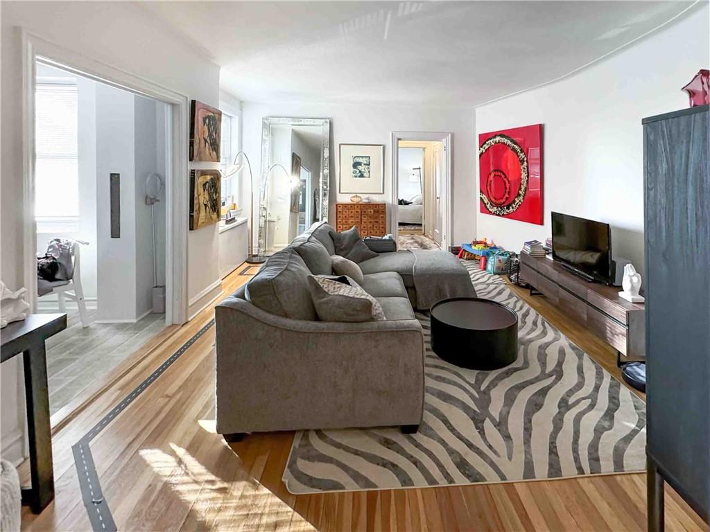 19 William Street 3H