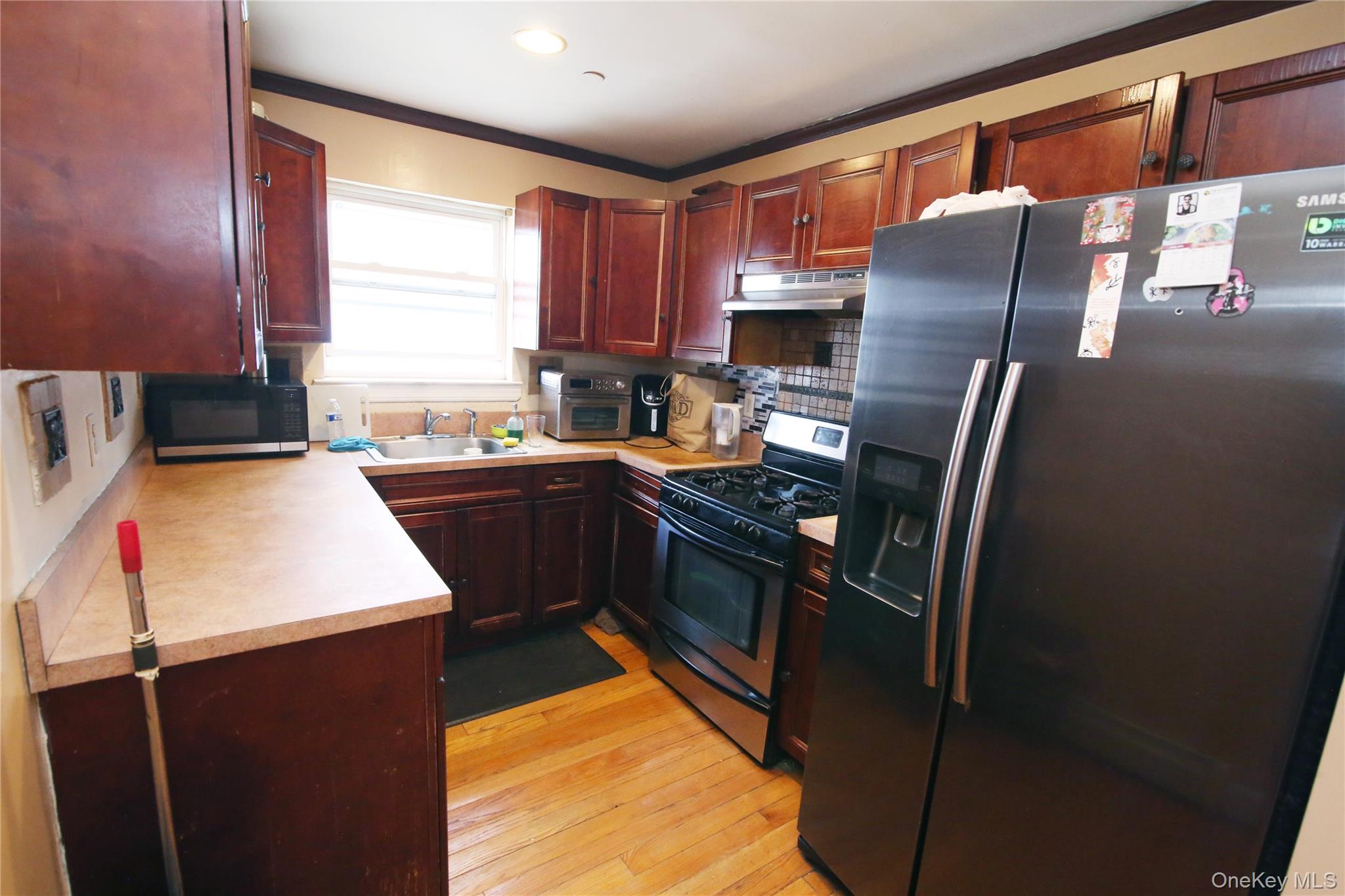 162-21 102nd Street - Photo 4