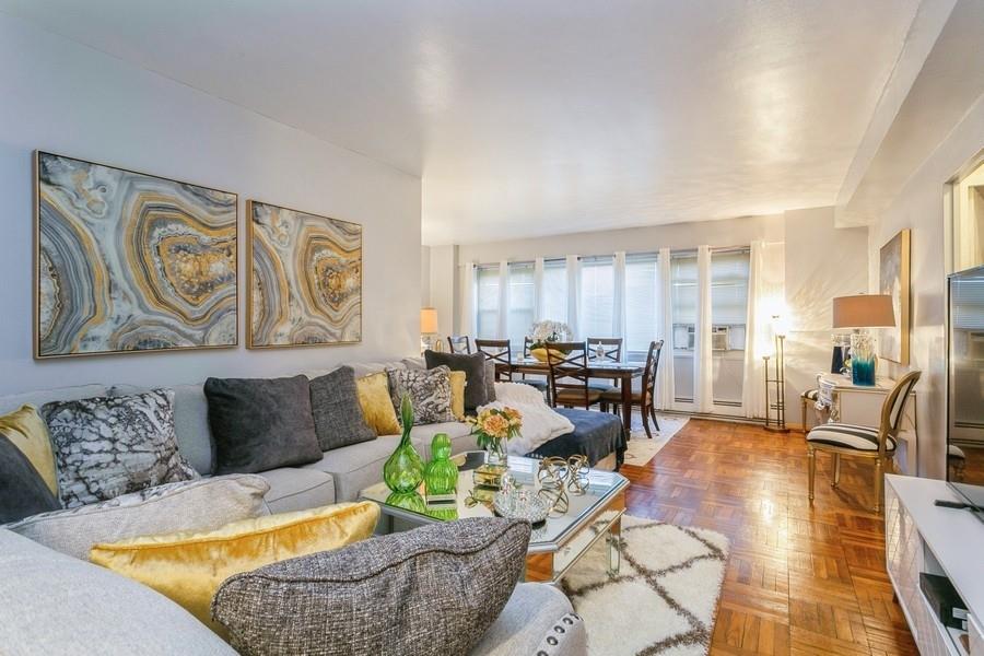 8 Fordham Hill Oval 10A