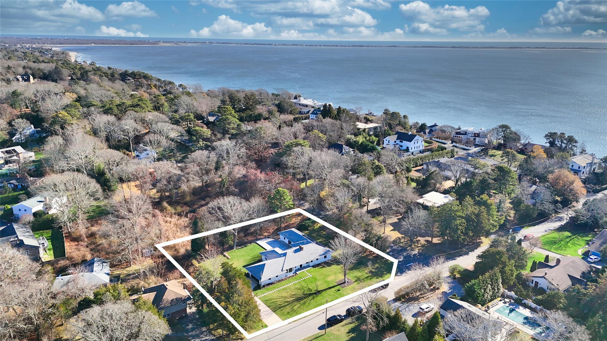 10 Lenape Road, Southampton, New York image 19