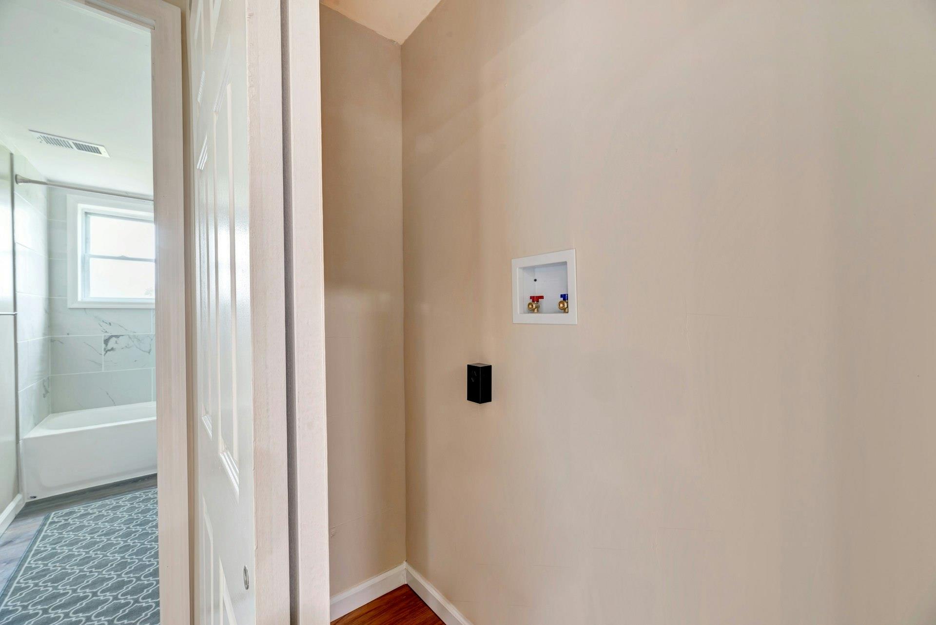 193 Artist Lake Drive, Middle Island, New York image 14