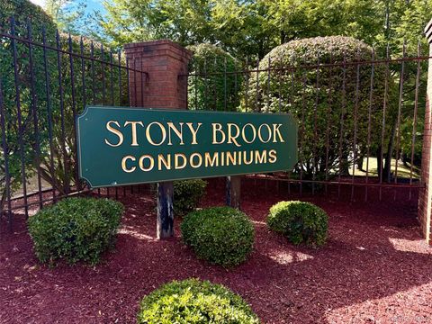 Condo For Sale - 88 Brookview Lane<br/> Newburgh, NY 12550