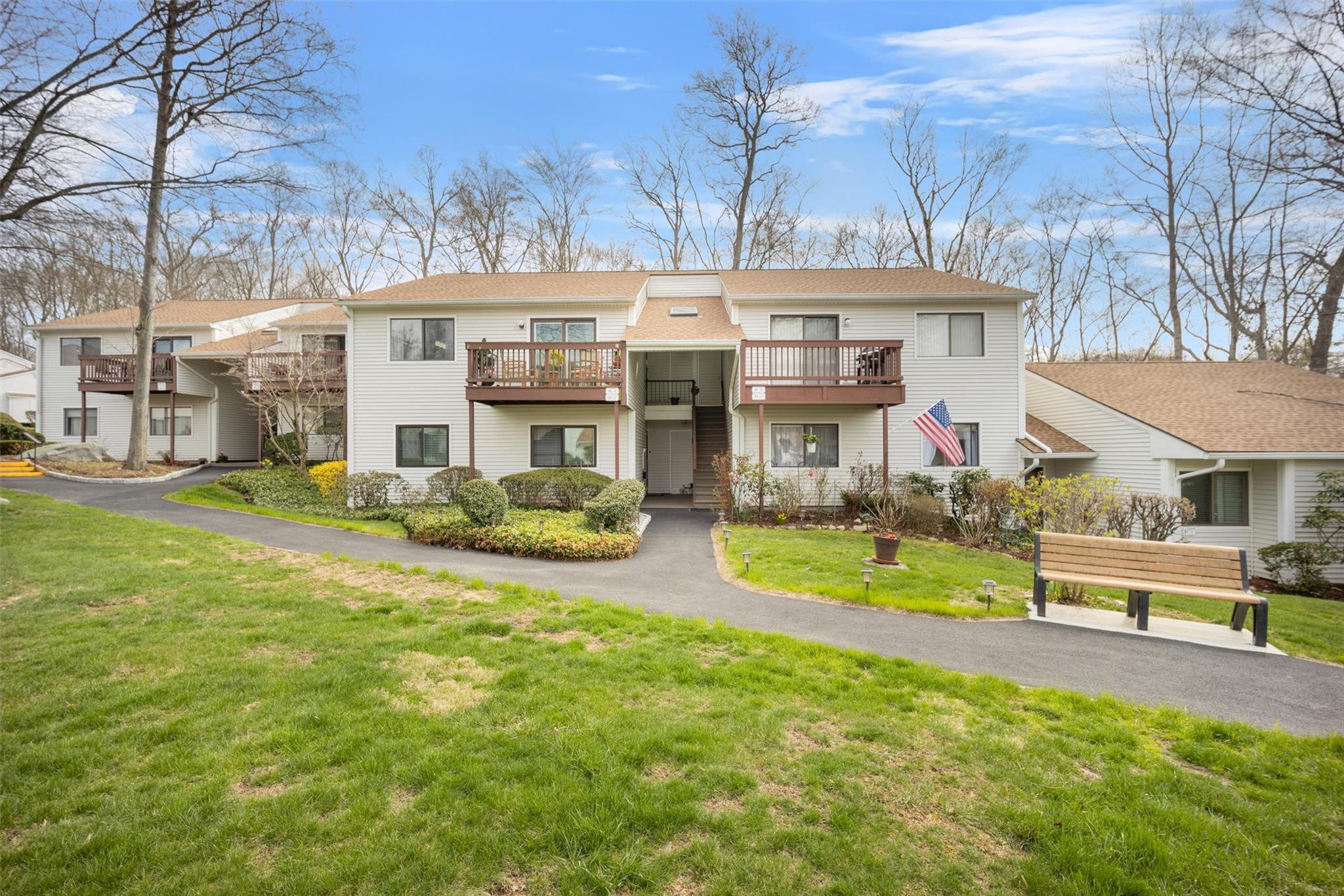 Property for Sale at Molly Pitcher Lane G, Yorktown Heights, New York - Bedrooms: 2 
Bathrooms: 2 
Rooms: 5  - $449,000