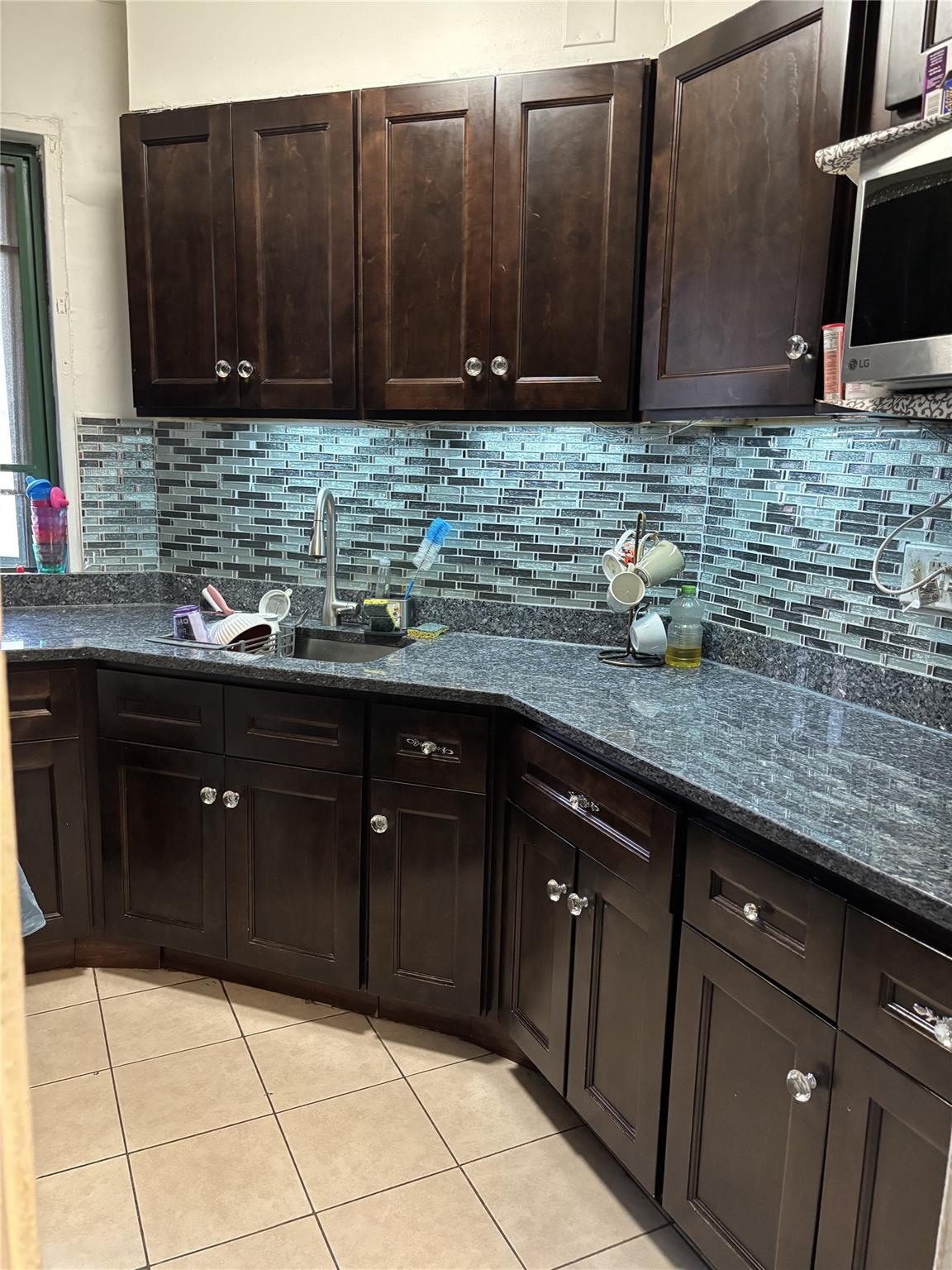 Property for Sale at S Mcgraw Avenue 7D, Bronx, New York - Bedrooms: 2 
Bathrooms: 1 
Rooms: 5  - $349,000
