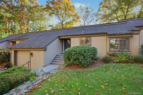 Photo of 449 Heritage Hills #B, Somers, NY 10589 (MLS # 1066388)