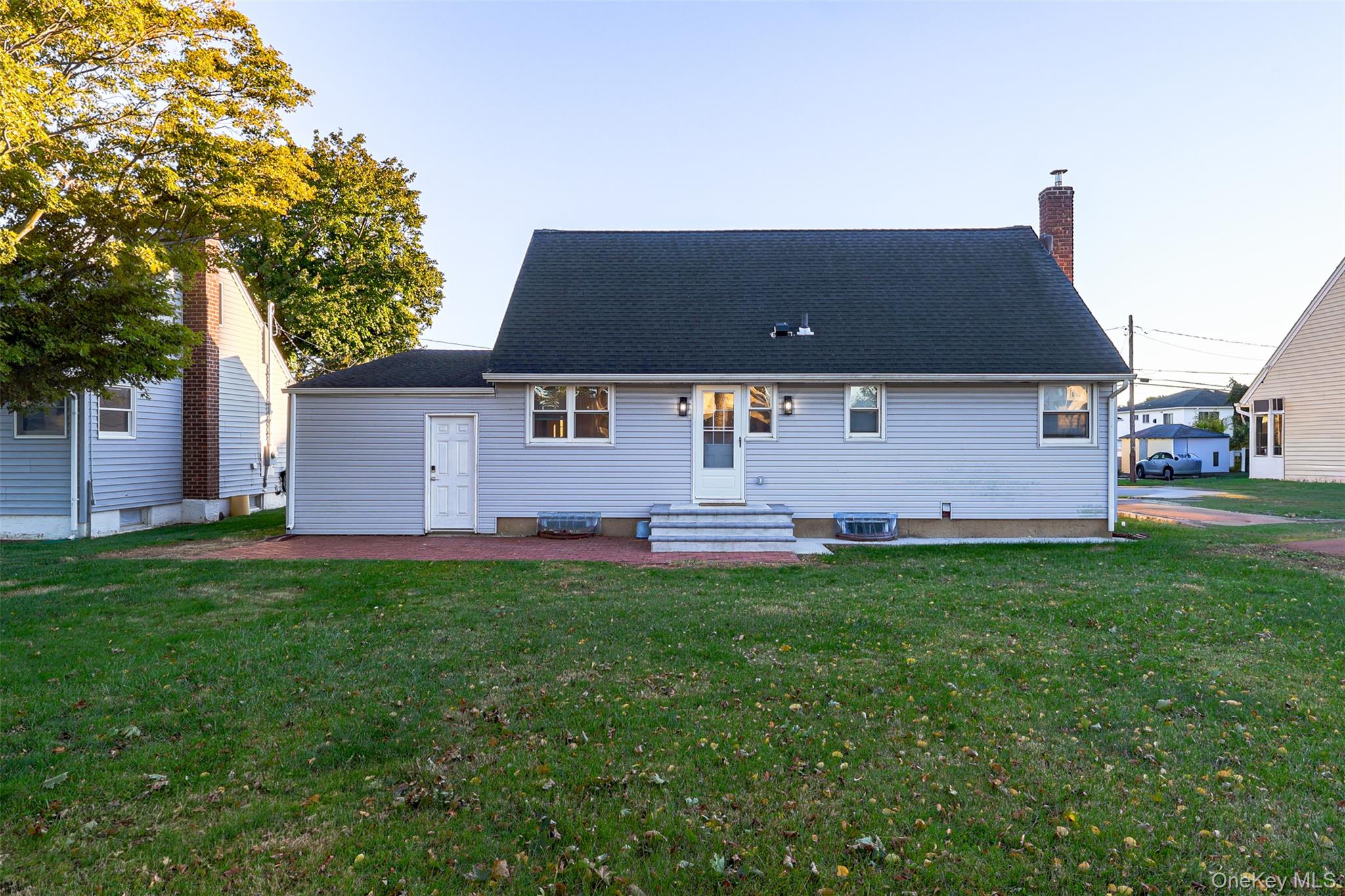 3 Poplar Avenue