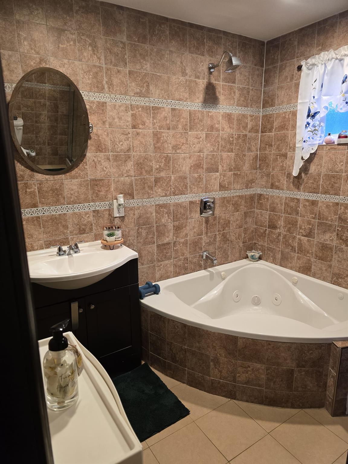 516 Beach 45th Street, Far Rockaway, New York image 6