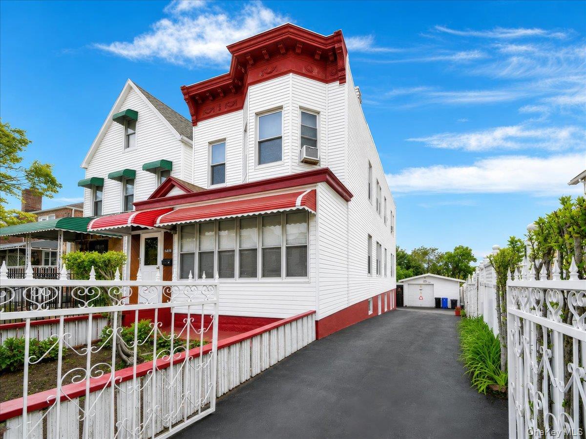 Photo 1 of 34 — 4521 Carpenter Avenue, Bronx, NY 10470