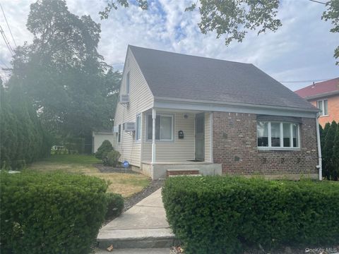 24854 Thebes Avenue Little Neck NY 11362