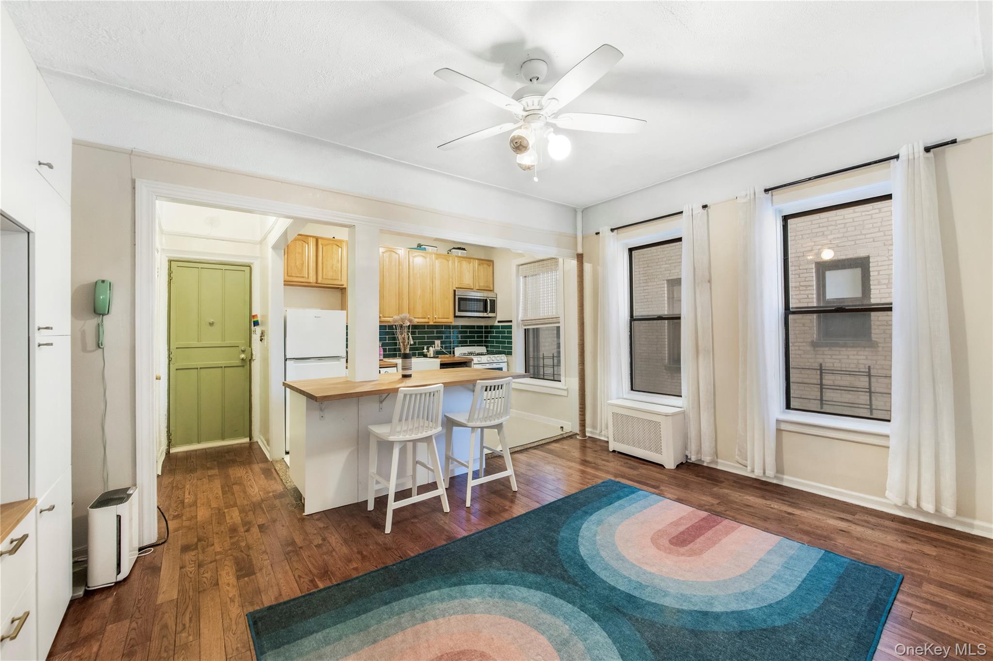 2913 Foster Avenue 3D