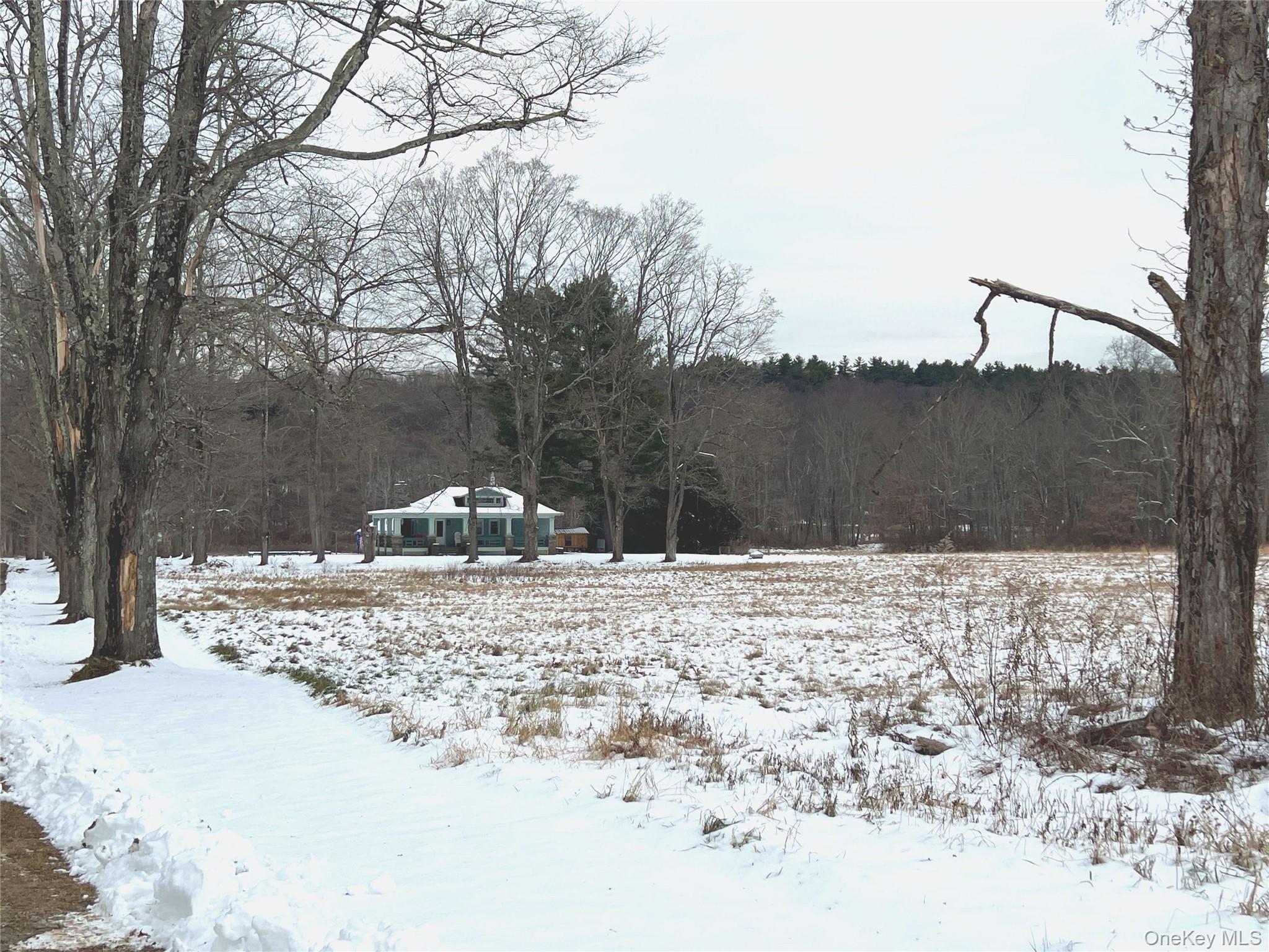 Staatsburg, New York 12580, United States, 3 Bedrooms Bedrooms, ,2 BathroomsBathrooms,Residential,Active,253334