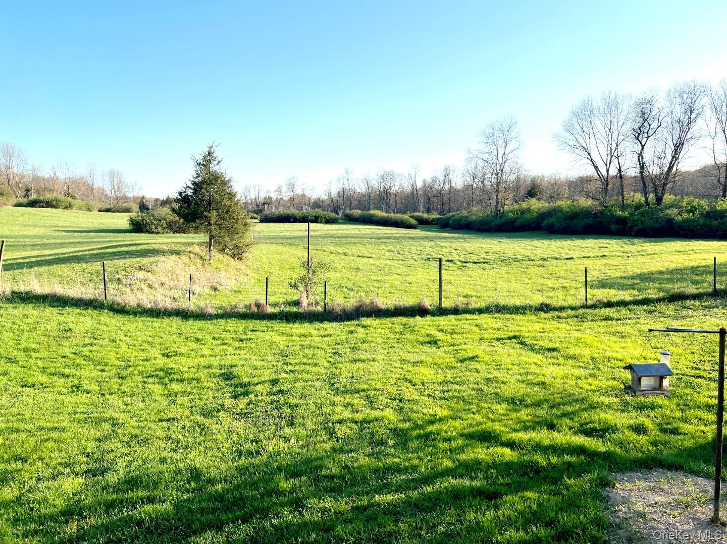 Staatsburg, New York 12580, United States, 3 Bedrooms Bedrooms, ,2 BathroomsBathrooms,Residential,Active,253334