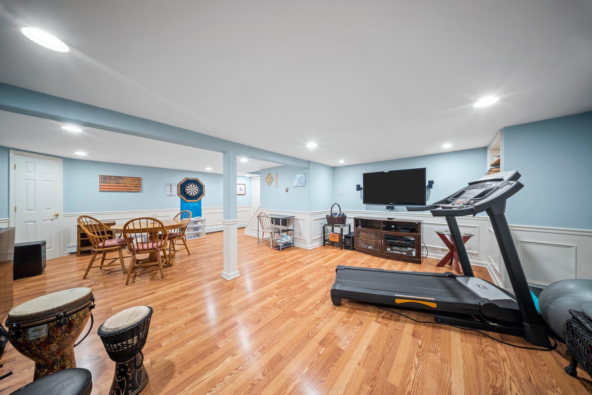 1620 East Drive, Merrick, New York image 27