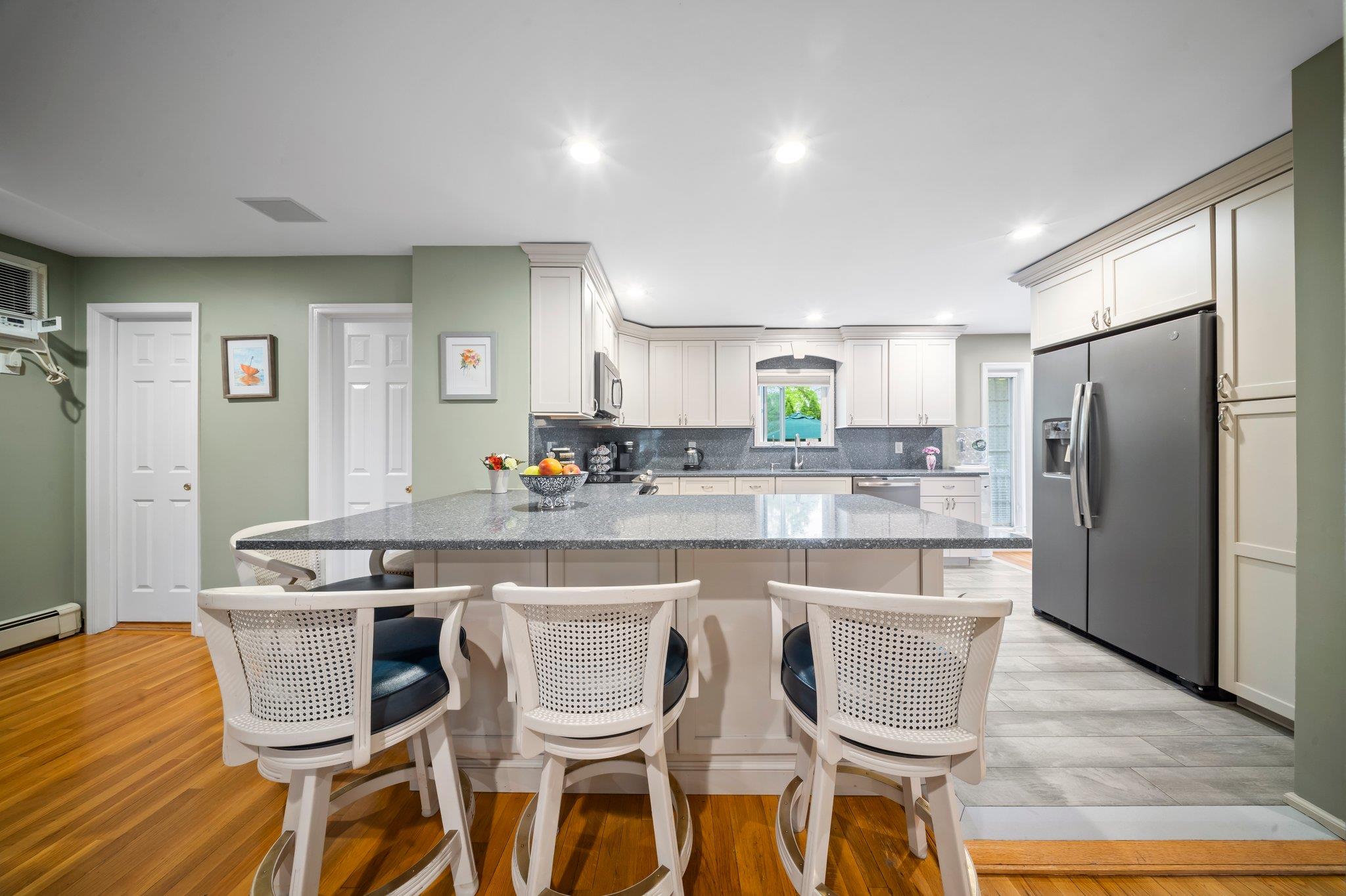 1620 East Drive, Merrick, New York image 19