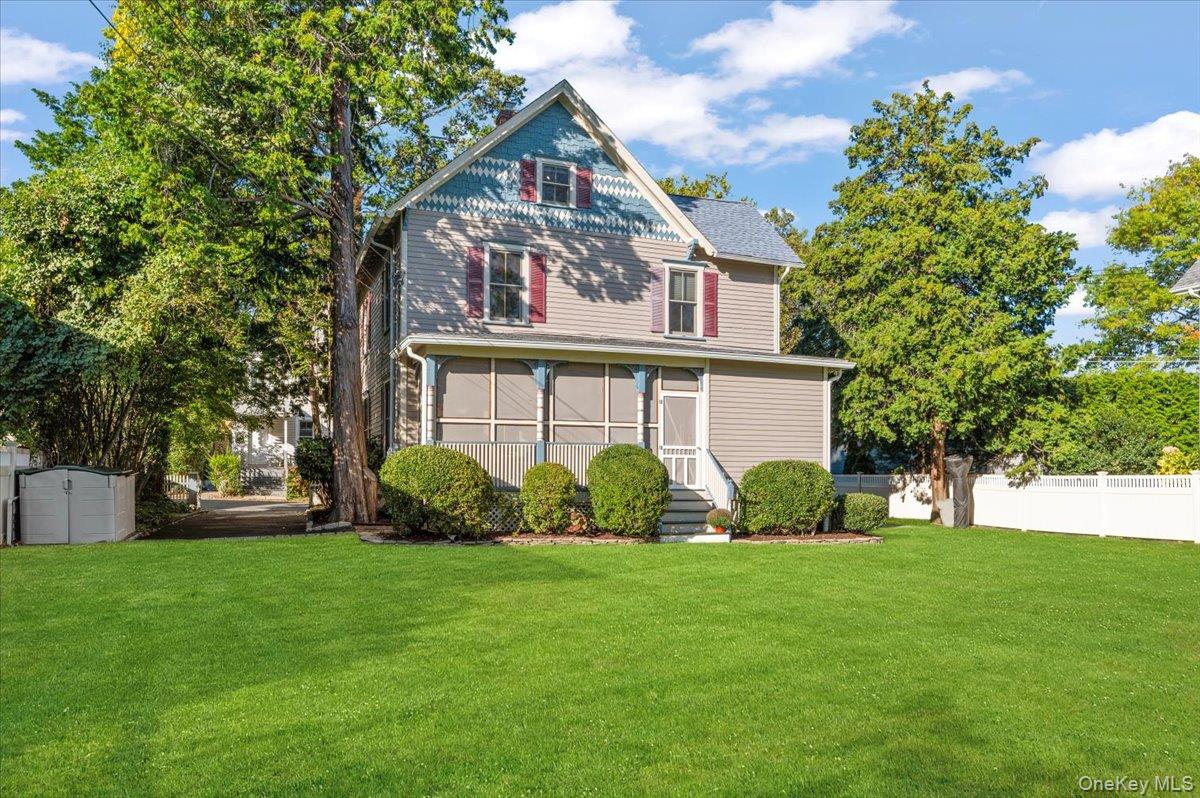 Sea Cliff, New York 11579, United States, 3 Bedrooms Bedrooms, ,2 BathroomsBathrooms,Residential,Active,224400