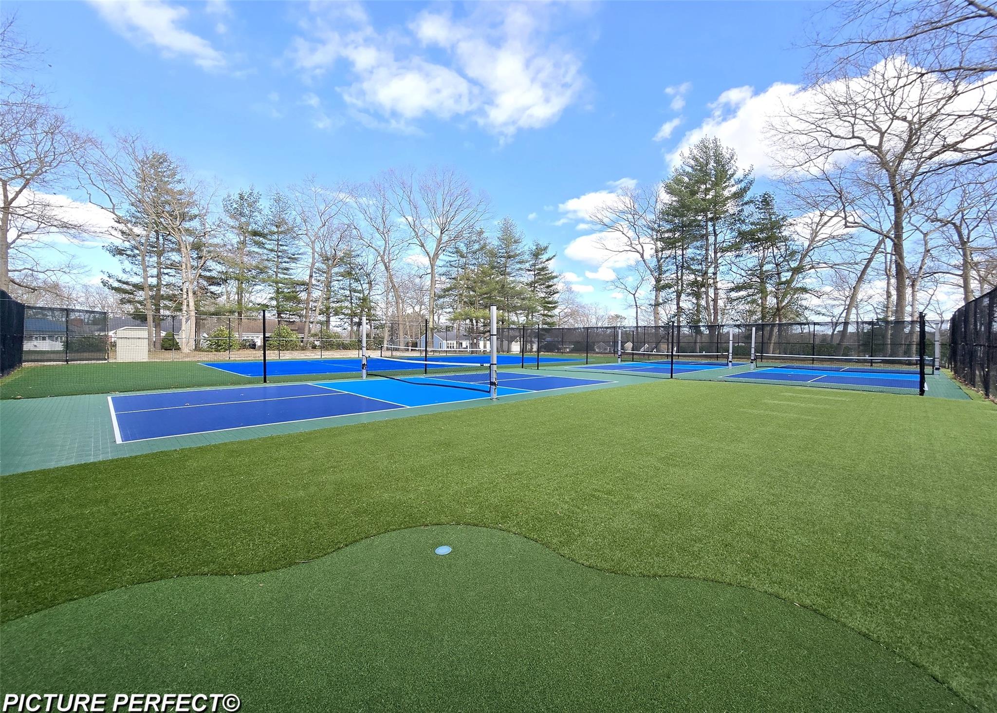 562 Stratford Lane, Ridge, New York image 21