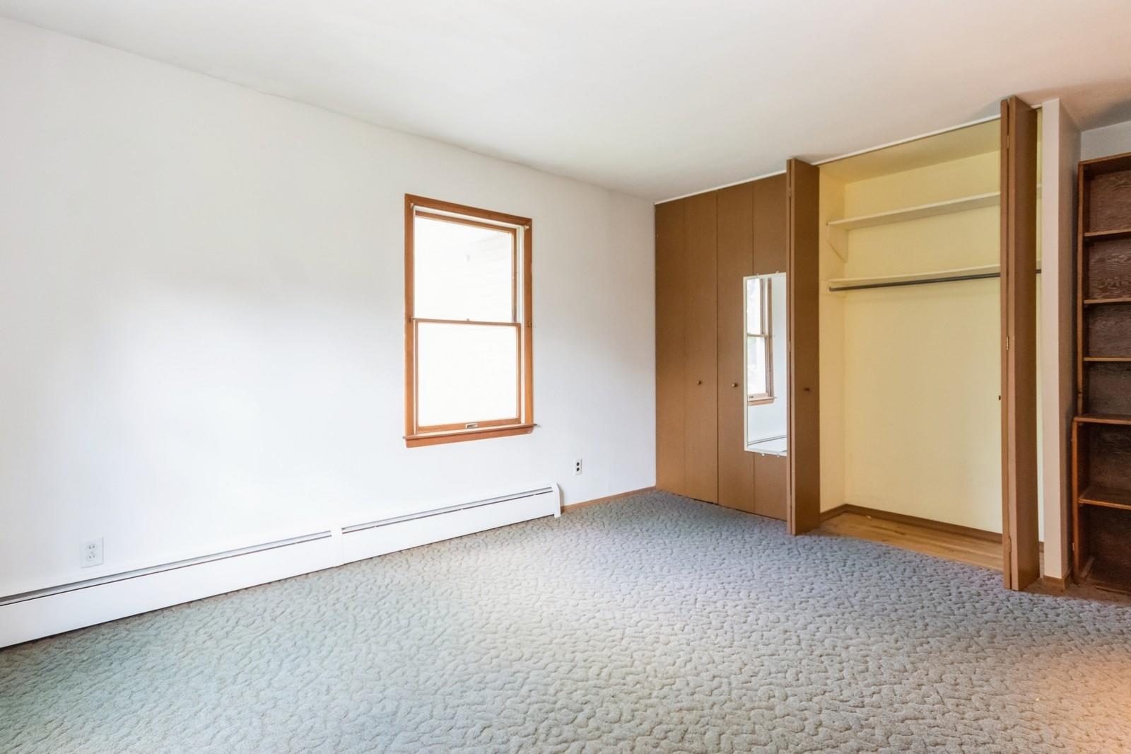 Carmel, New York 10512, United States, 5 Bedrooms Bedrooms, ,4 BathroomsBathrooms,Residential,Active,146101