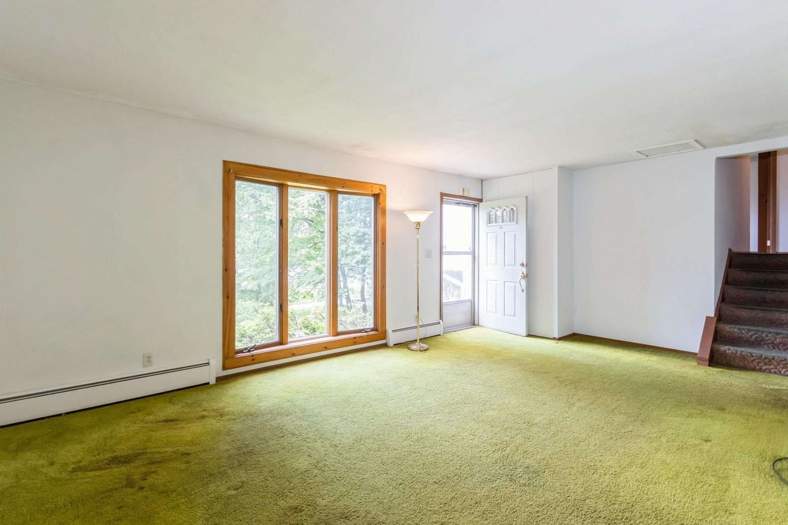 Carmel, New York 10512, United States, 5 Bedrooms Bedrooms, ,4 BathroomsBathrooms,Residential,Active,146101