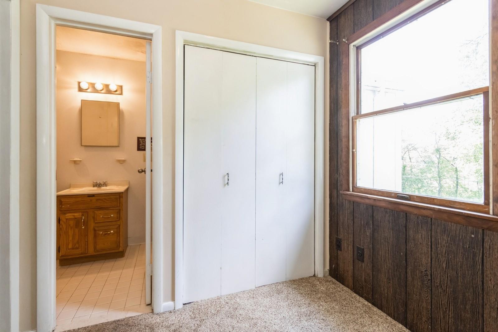 Carmel, New York 10512, United States, 5 Bedrooms Bedrooms, ,4 BathroomsBathrooms,Residential,Active,146101