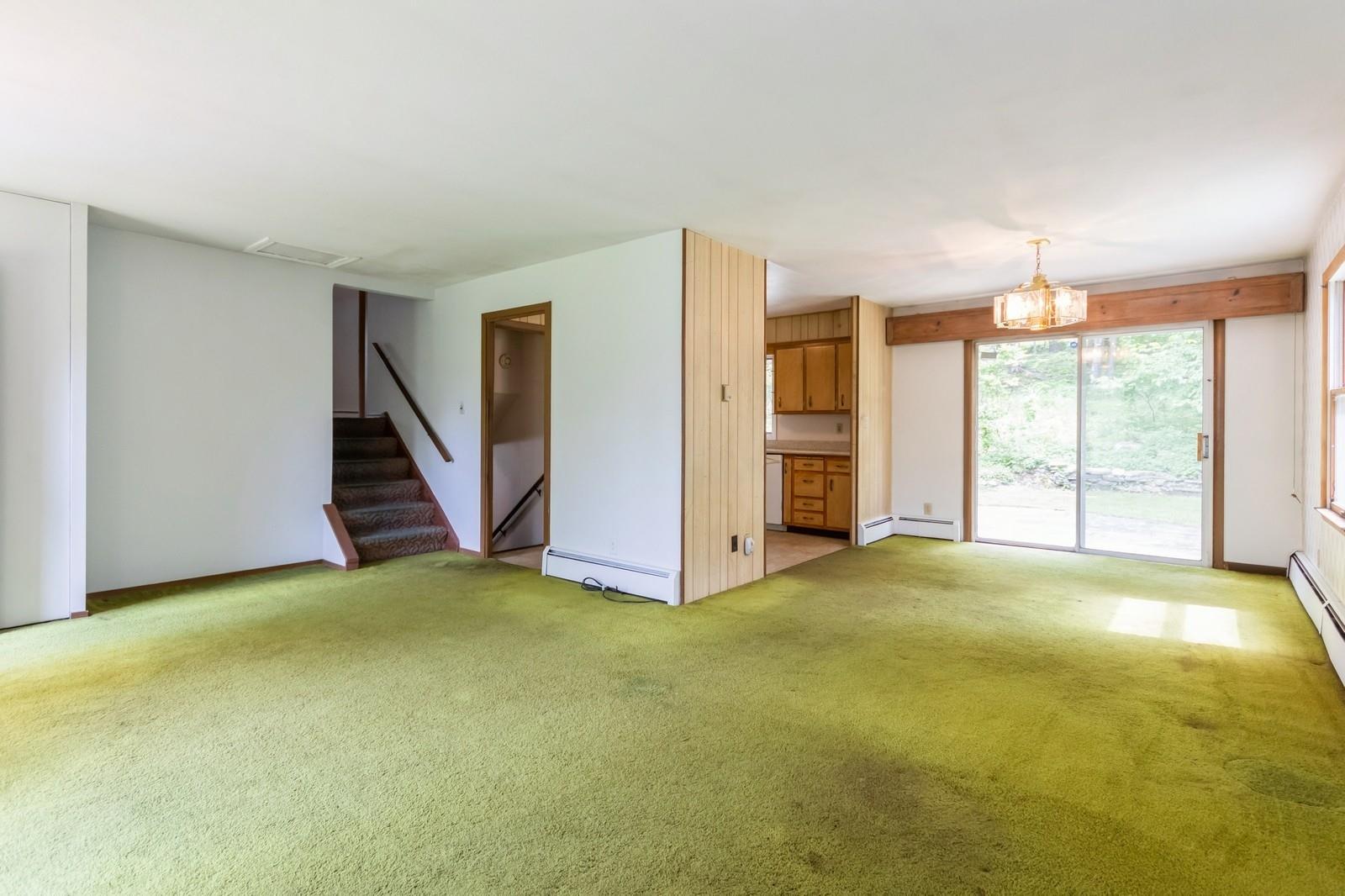 Carmel, New York 10512, United States, 5 Bedrooms Bedrooms, ,4 BathroomsBathrooms,Residential,Active,146101