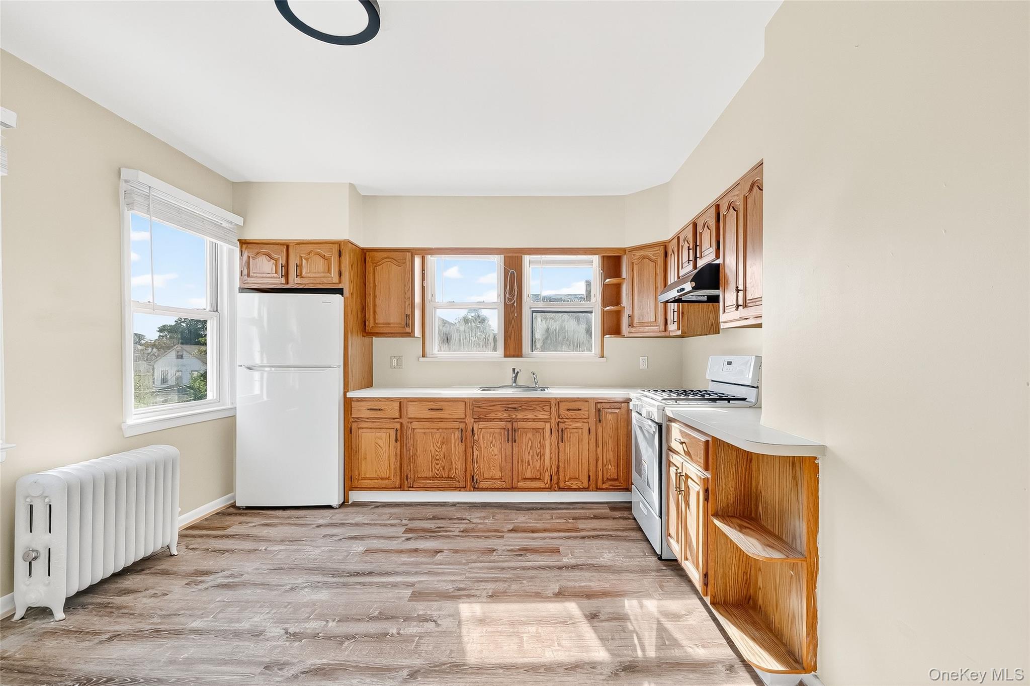 270 Sickles Avenue 2