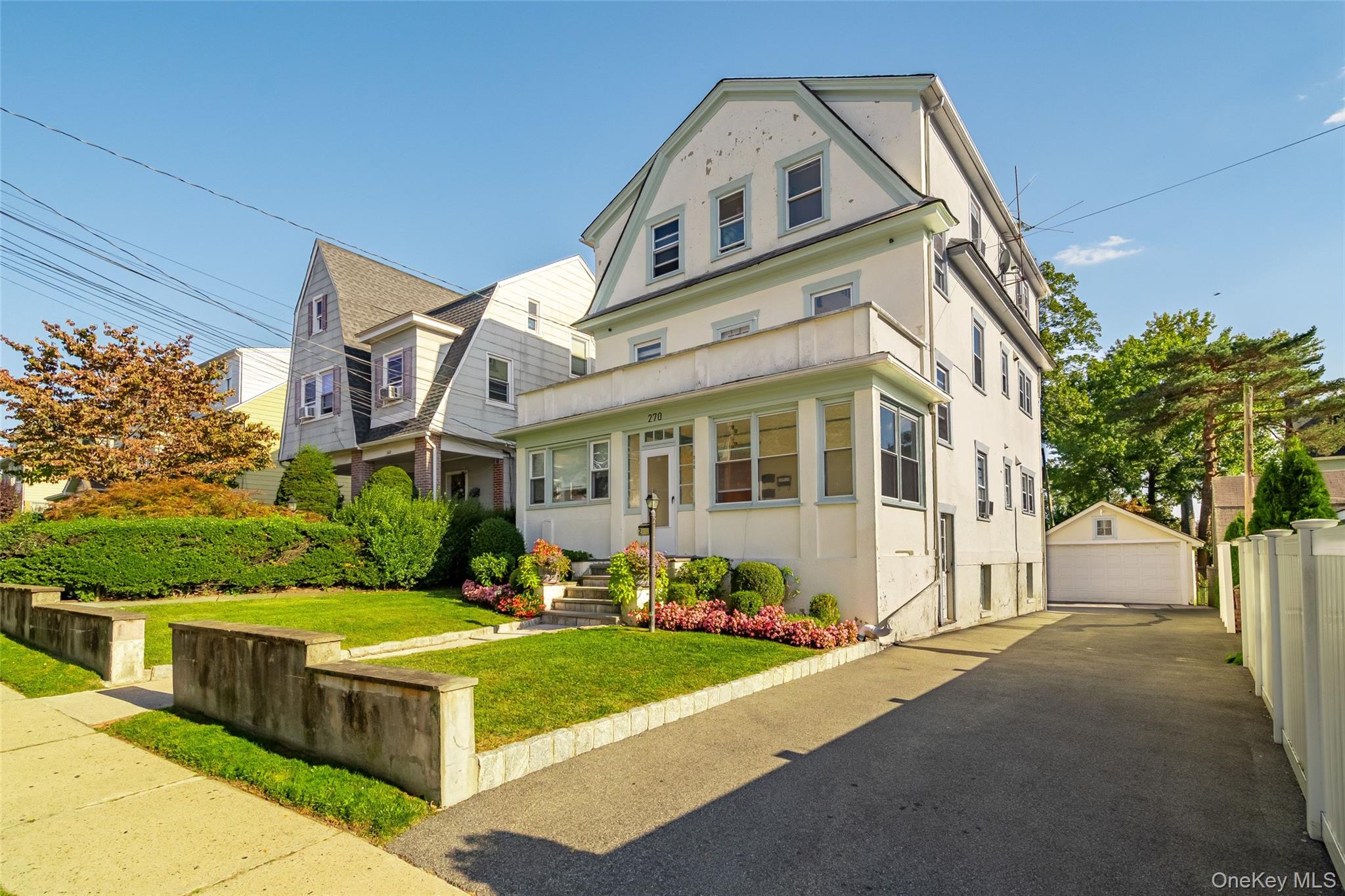 270 Sickles Avenue 2