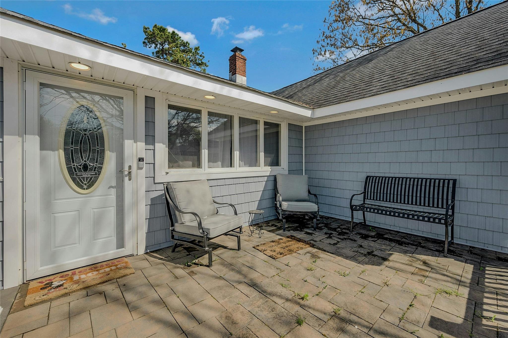 203 N Coleman Road, Centereach, New York image 3