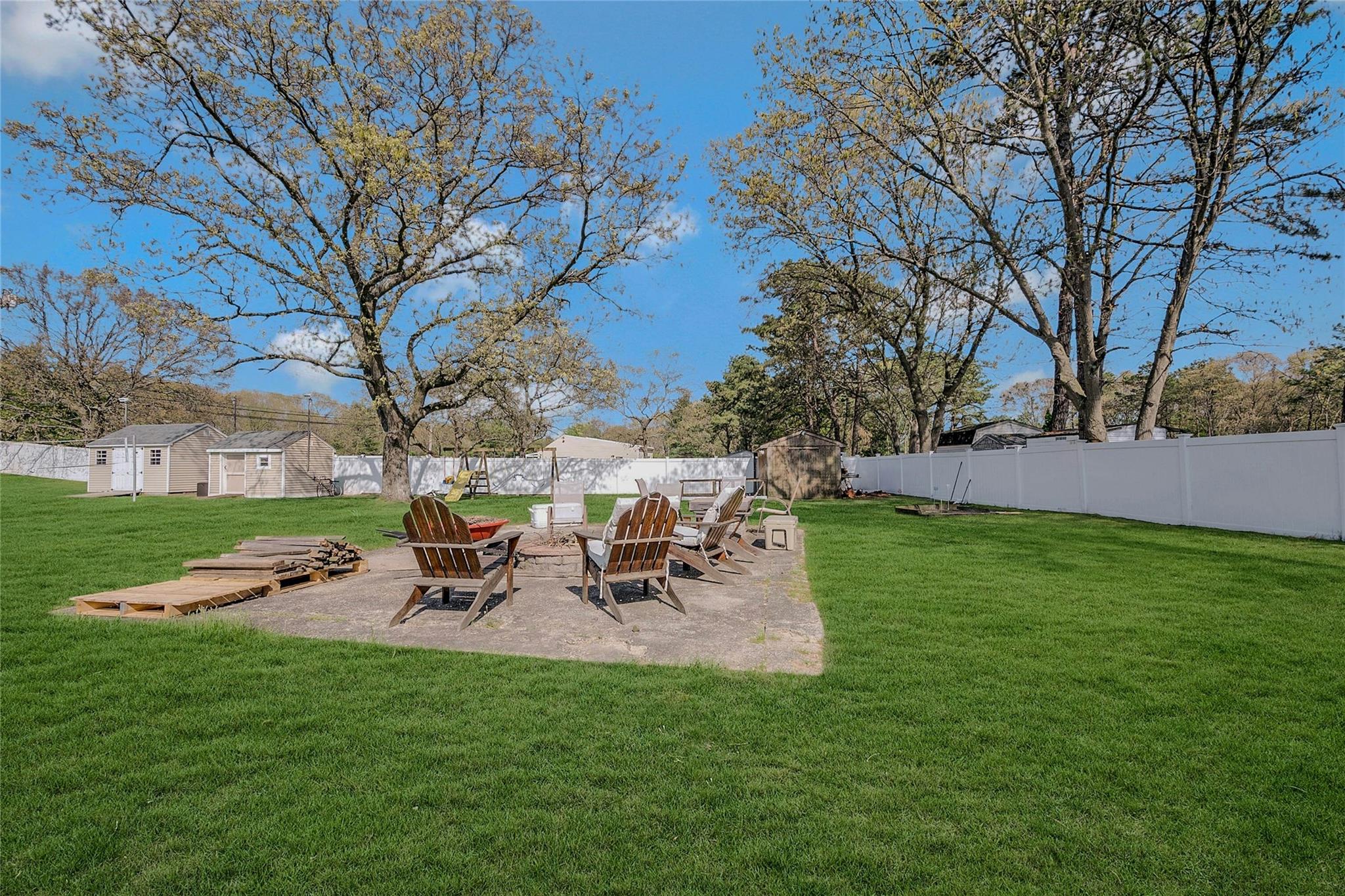 203 N Coleman Road, Centereach, New York image 13
