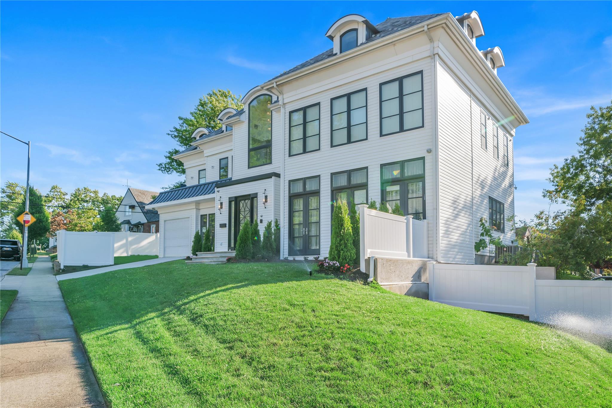 7832 138th Street, Kew Garden Hills, New York image 2