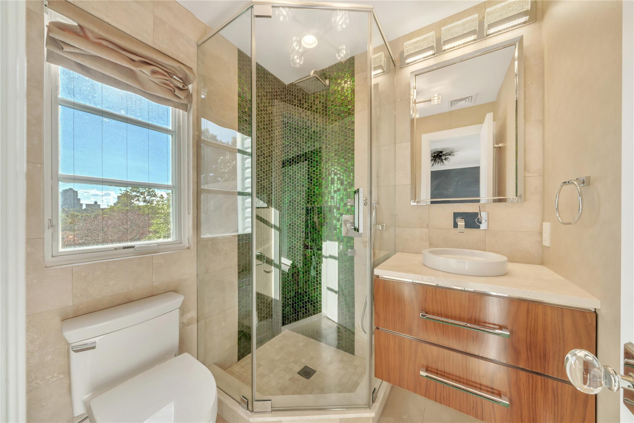 7832 138th Street, Kew Garden Hills, New York image 26