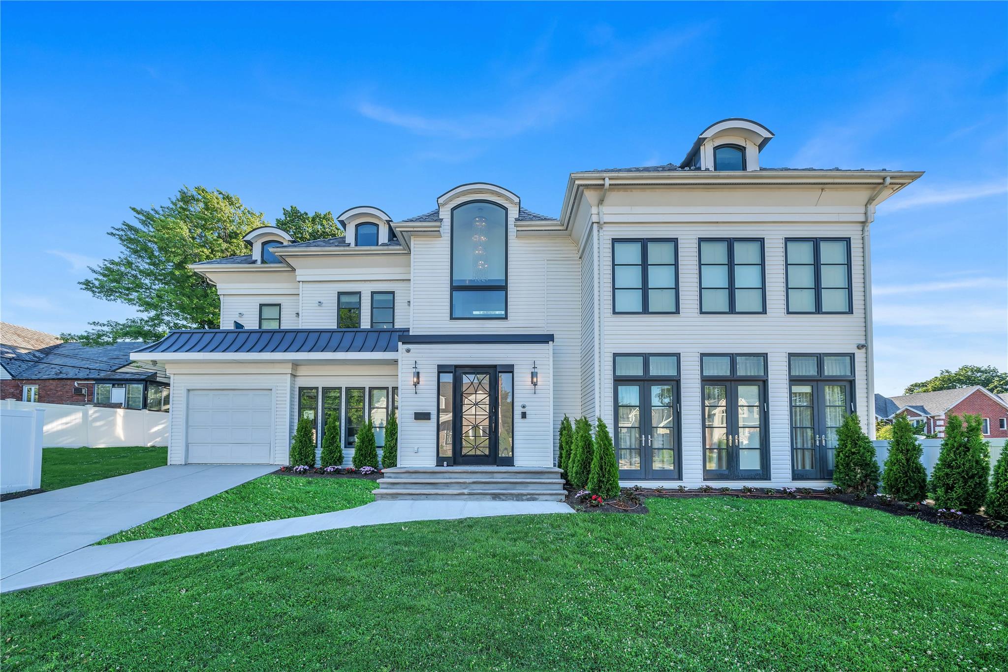 7832 138th Street, Kew Garden Hills, New York image 1