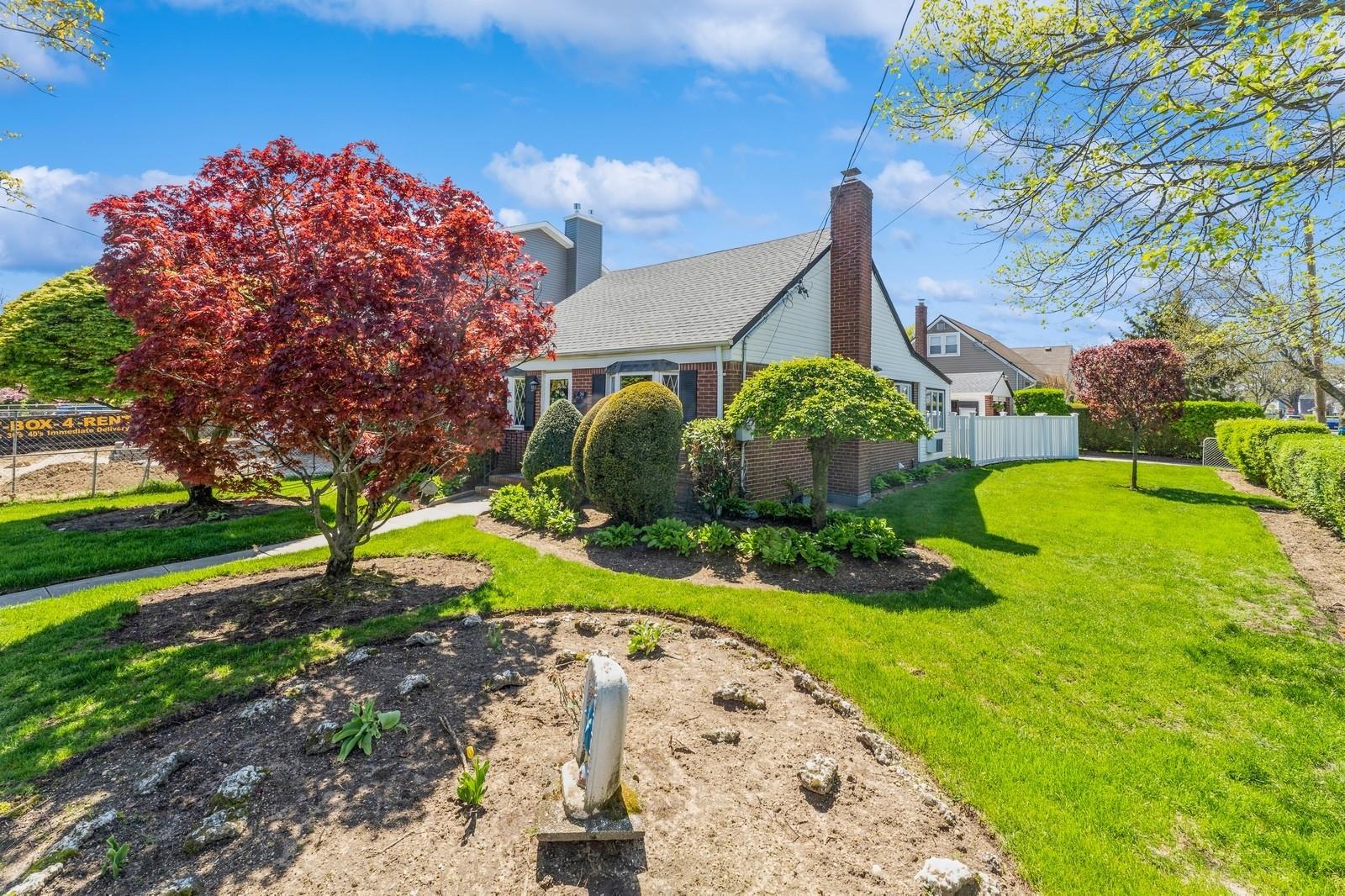 266 Semton Boulevard, Franklin Square, New York image 2