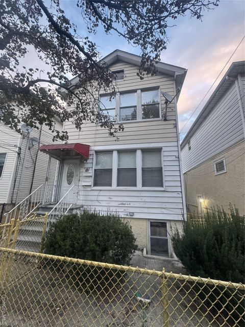 4346 Edson Avenue Bronx NY 10466