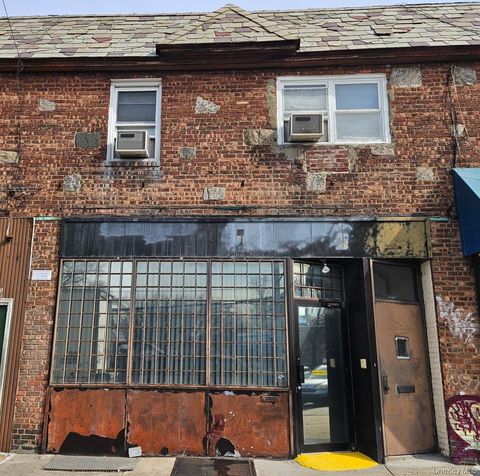 Multifamily For Sale - 19217 47 Avenue #A<br/> Queens County, Flushing, NY 11358