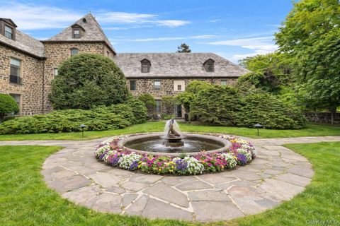 Condo For Sale - 341 Furnace Dock Road #5<br/> Cortlandt Manor, NY 10567