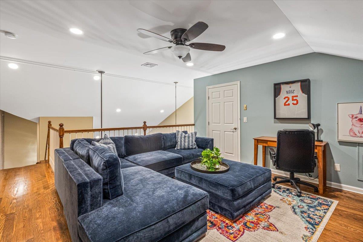 75 Spring Drive, Seaford, New York image 22