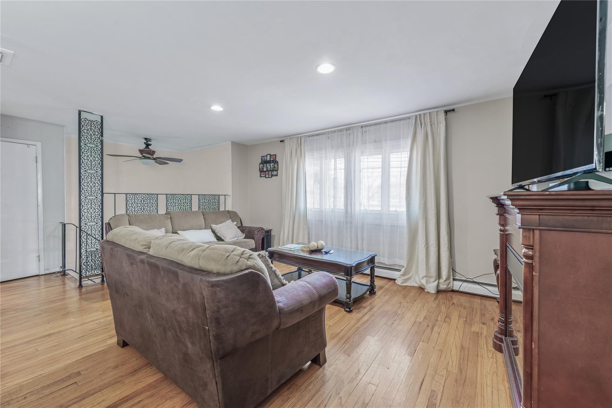 654 Long Island Avenue