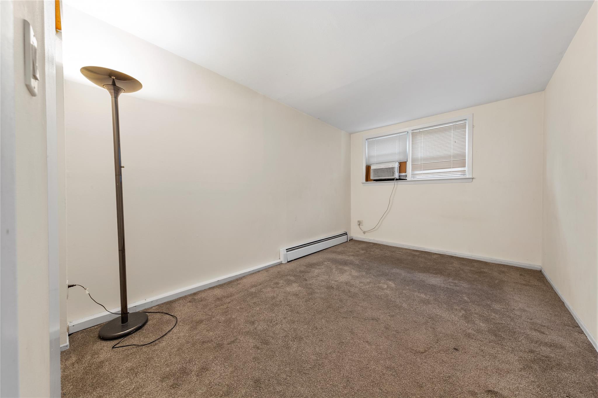 240-47 68th Avenue, Douglaston, New York image 14