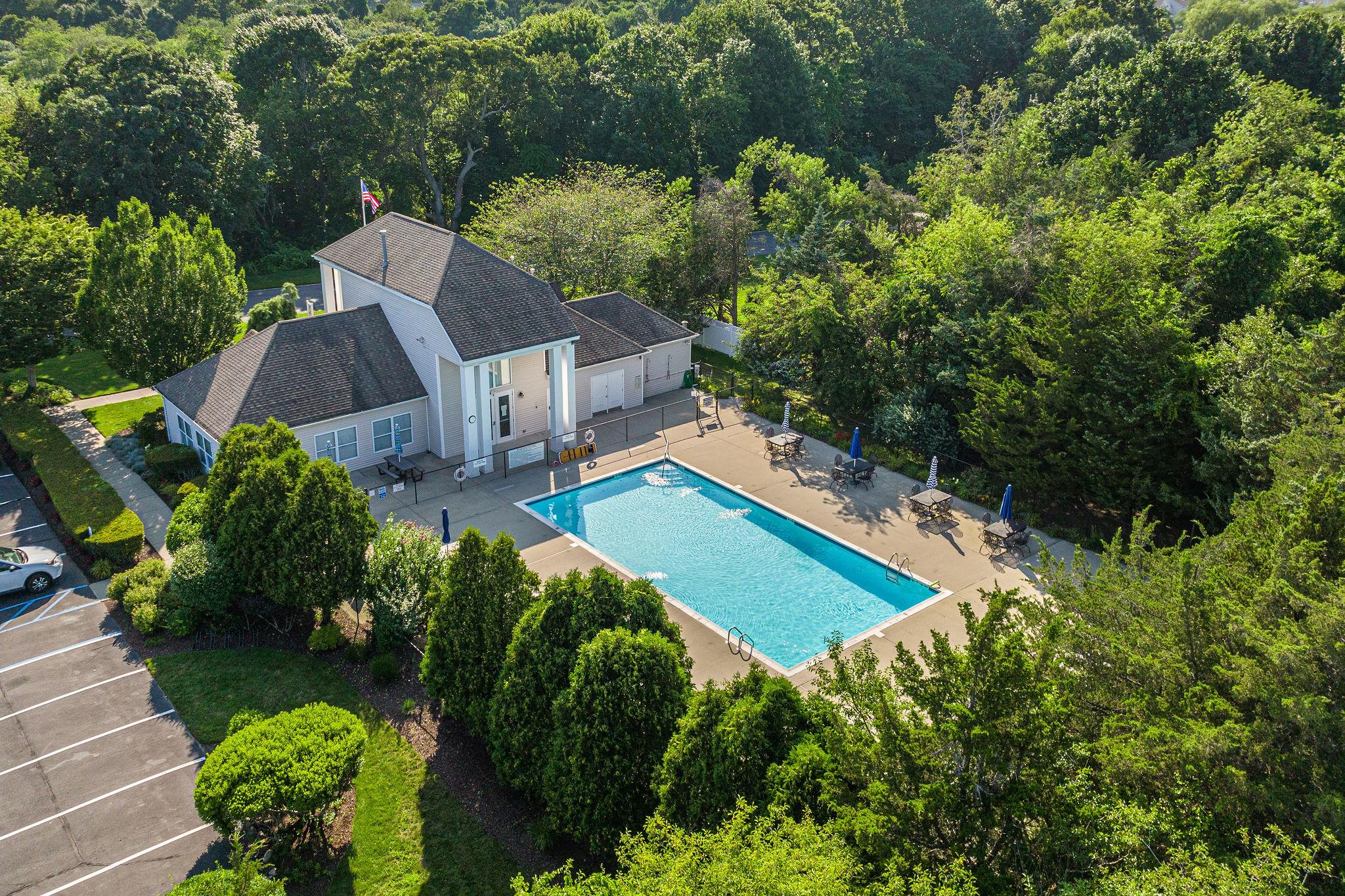 2304 Cedar Path, Riverhead, New York image 23