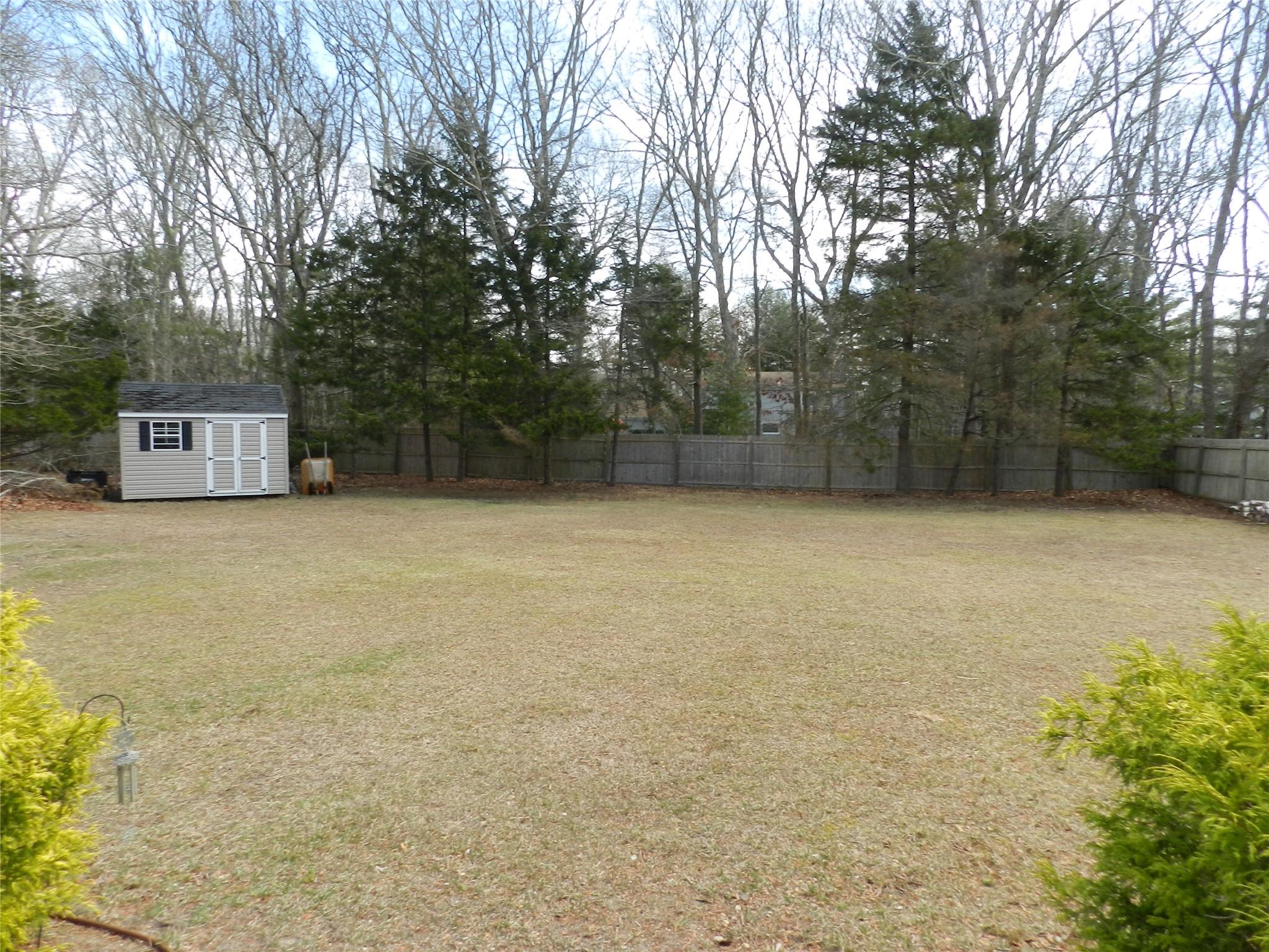 22 Nidzyn Avenue, Remsenburg, New York image 4